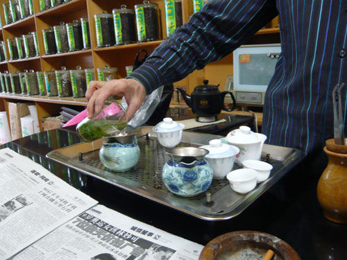 海南島旅行　買い物編　お茶専門店にて